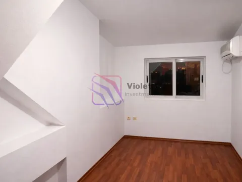 Prodaja, trosoban stan, 67m², Centar, Podgorica - image 24