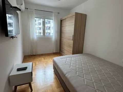 Sale, two bedroom apartment, 75m², Centar, Budva - image 4