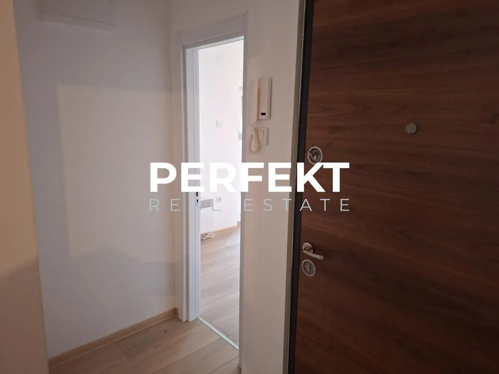 Prodaja, trosoban stan, 87m², Centar, Pančevo