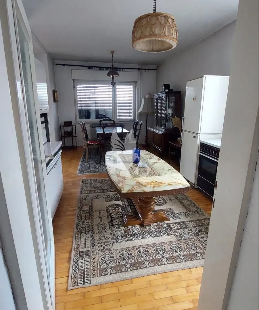 Sale, house, 400m², Rabrovac, Mladenovac