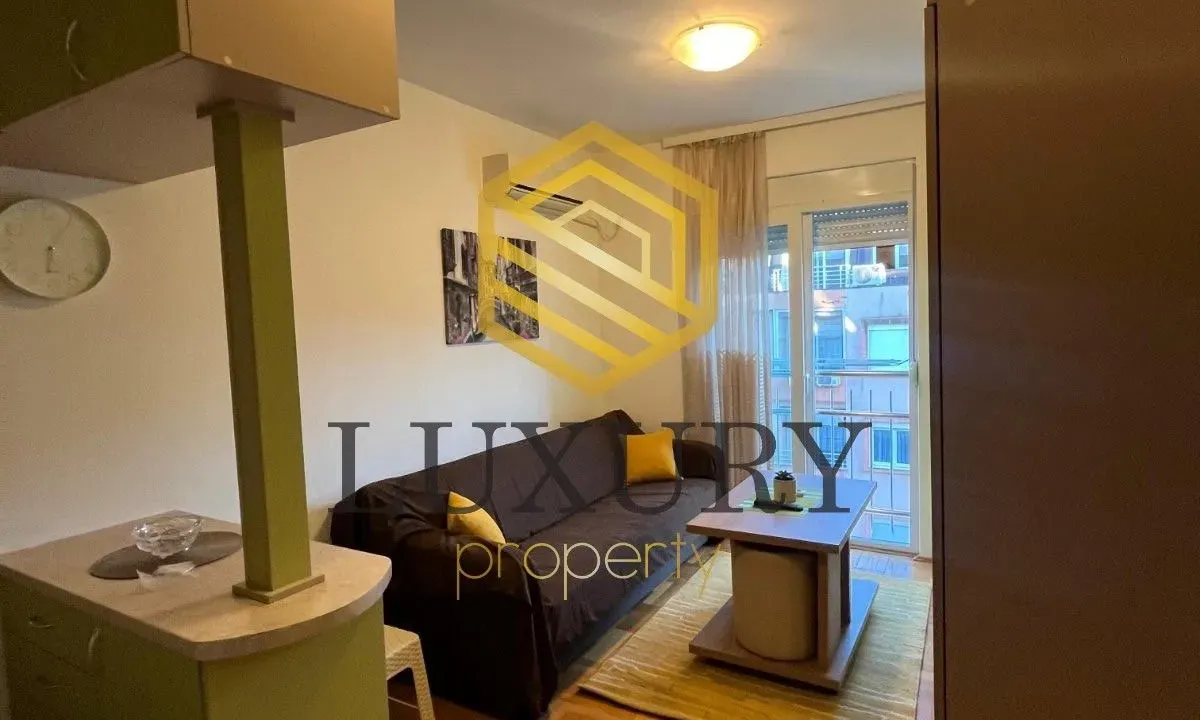 Prodaja, garsonjera, 19m², Krivi Most, Podgorica