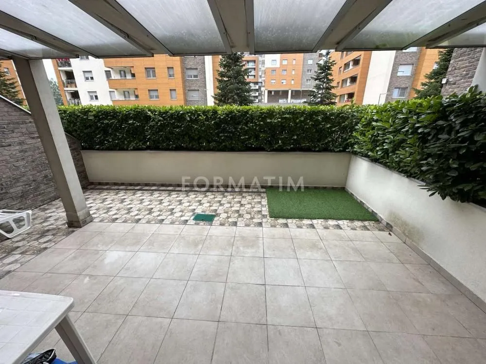 Izdavanje, dvosoban stan, 65m², Novi Beograd Sve Podlokacije, Beograd