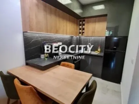 Izdavanje, dvosoban stan, 40m², Centar, Zlatibor - image 16