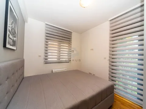 Izdavanje, dvosoban stan, 70m², Centar, Podgorica - image 7