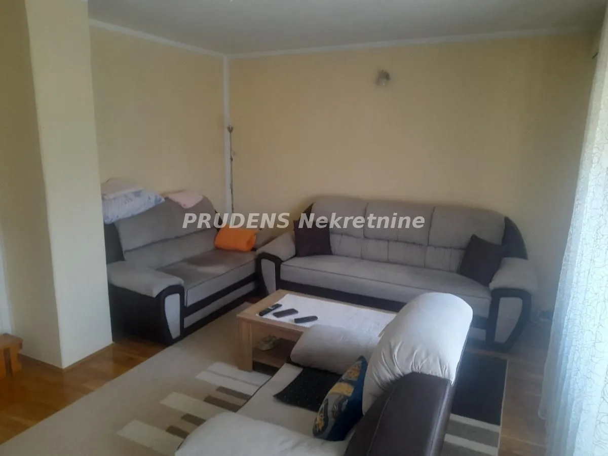Prodaja, kuća, 111m², Surčin, Beograd
