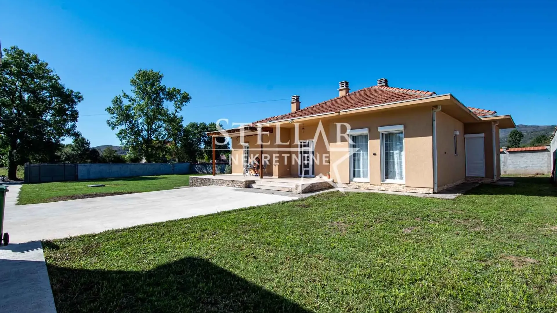 Rent, house, 170m², Jastreb, Danilovgrad