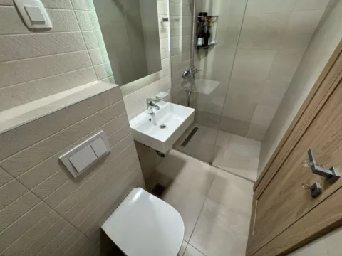 Izdavanje, dvosoban stan, 86m², Master Kvart, Podgorica - image 11