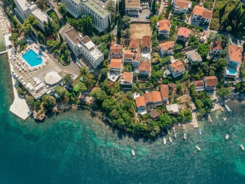 Sale, land lot, 832m², Herceg Novi, Crna Gora - image 2