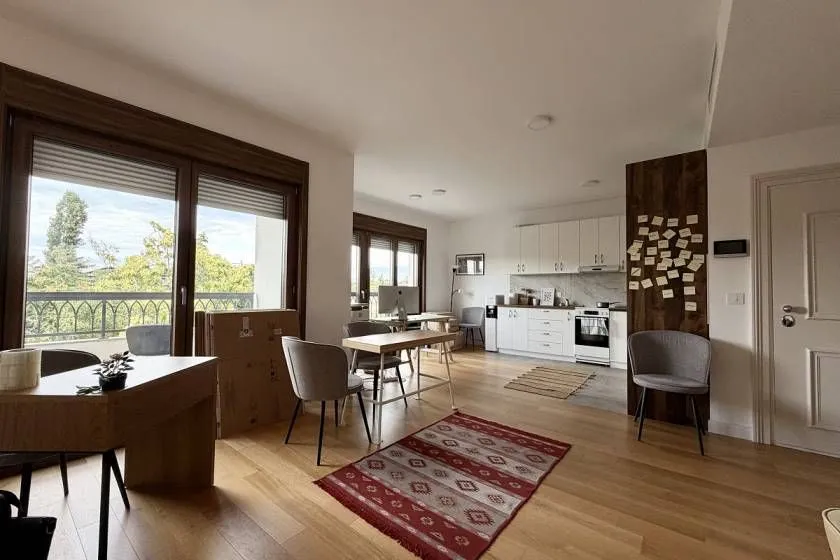 Rent, four bedroom apartment, 81m², Dorćol Sve Podlokacije, Beograd