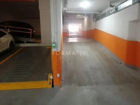 Izdavanje, parking/garaža, 12m², Bulbulder, Zvezdara Sve Podlokacije - image 2