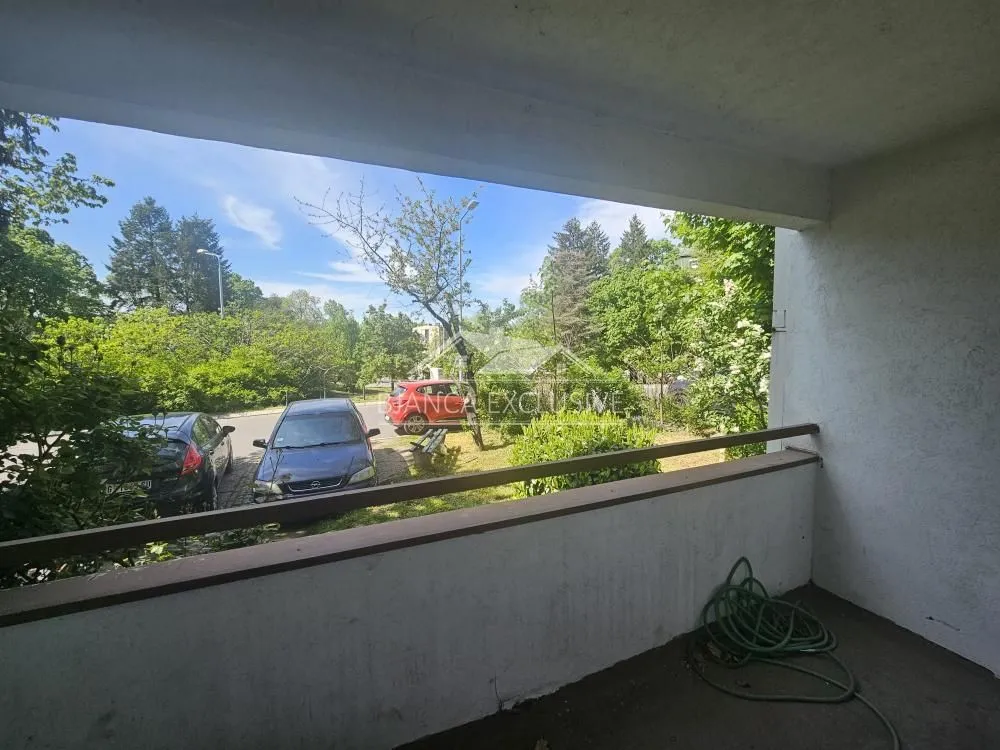 Prodaja, trosoban stan, 77m², Brace Jerković, Voždovac Sve Podlokacije