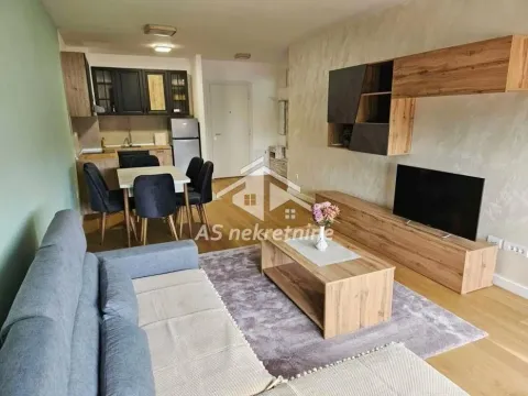 Rent, three bedroom apartment, 74m², Filmski Grad, Beograd