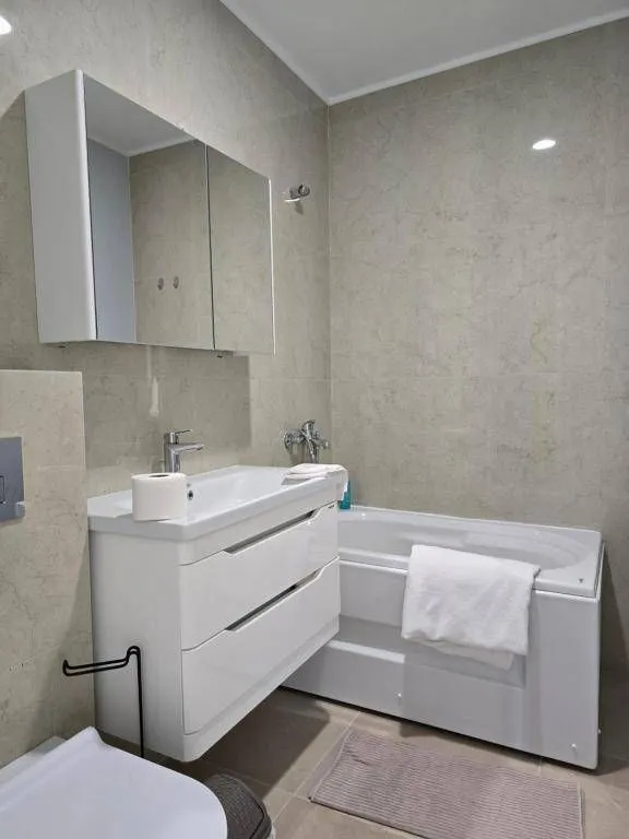 Sale, two bedroom apartment, 118m², Bečići, Budva