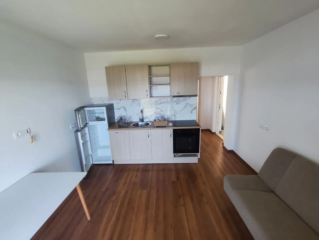 Rent, one bedroom apartment, 38m², Tivat, Crna Gora