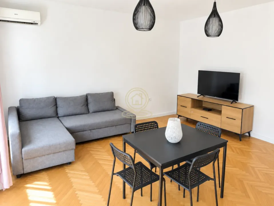 Rent, two bedroom apartment, 74m², Centar, Novi Sad