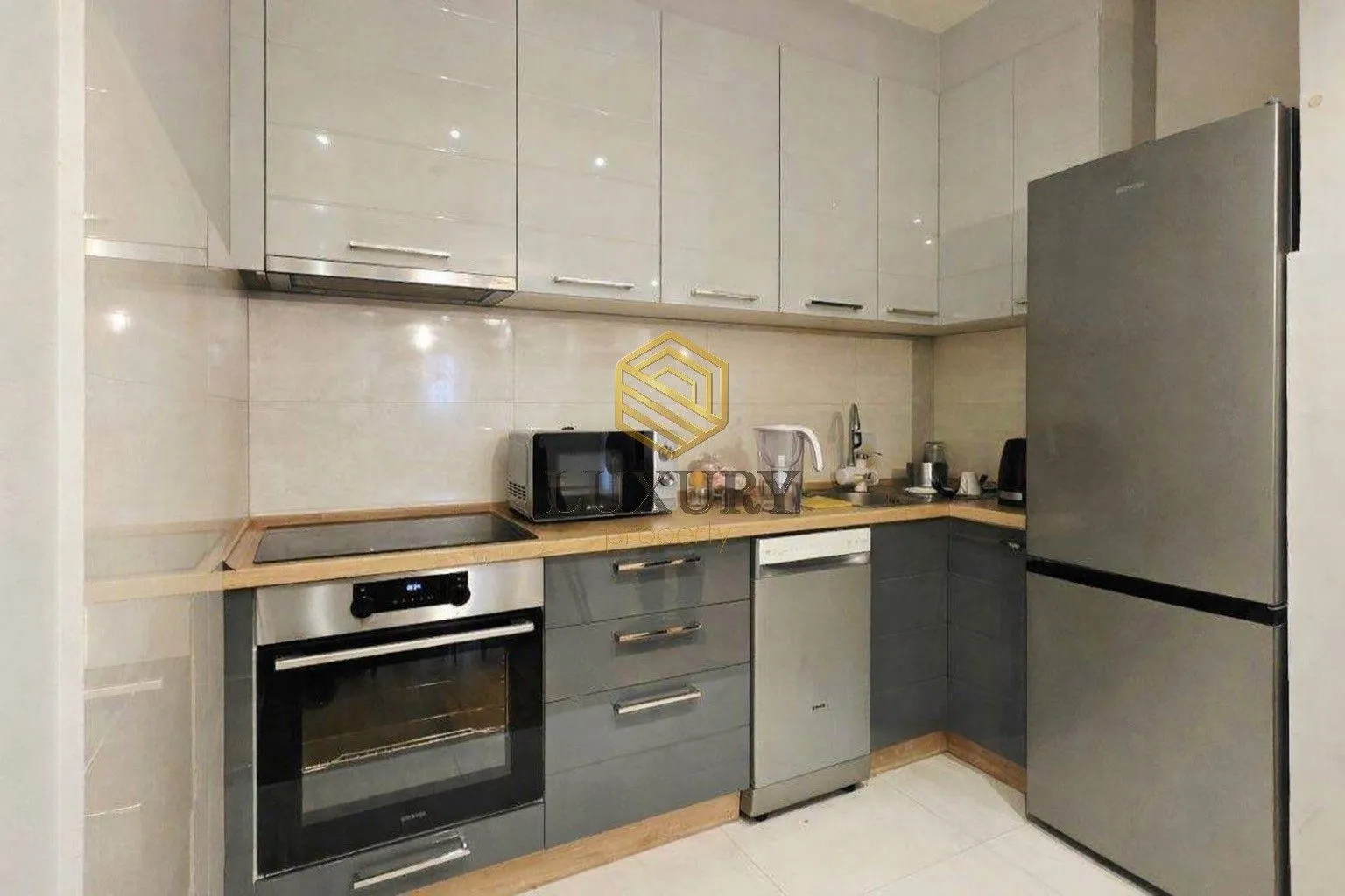 Izdavanje, jednosoban stan, 50m², Central Point, Podgorica