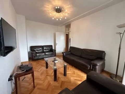 Izdavanje, jednosoban stan, 55m², Preko Morače, Podgorica - image 4