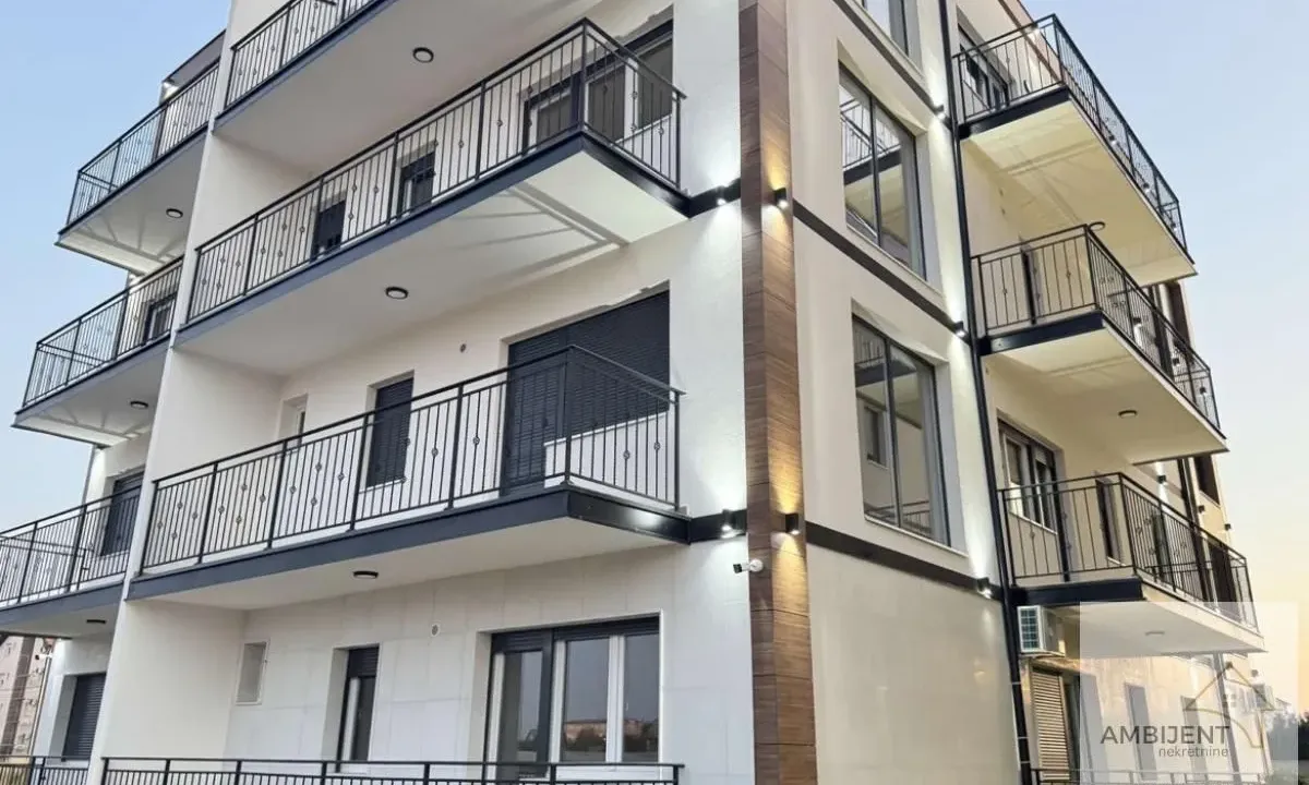 Prodaja, dvosoban stan, 50m², Surčin, Beograd