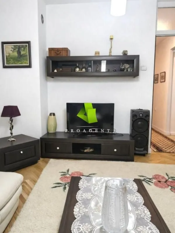 Rent, two bedroom apartment, 54m², Medijana, Niš