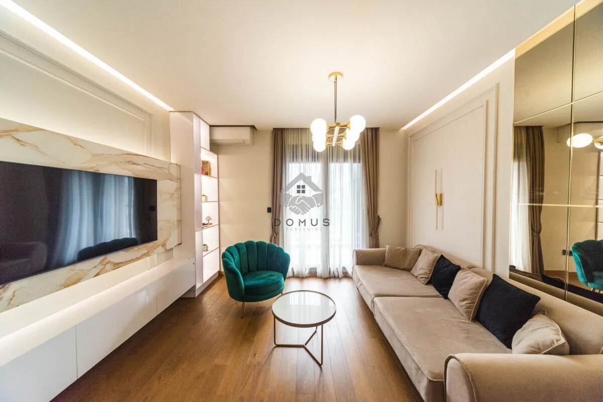Izdavanje, dvosoban stan, 75m², Ljubović, Podgorica
