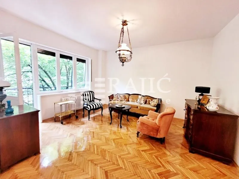 Rent, apartment, 141m², Stari Grad, Beograd