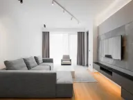 Izdavanje, jednosoban stan, 45m², Centar, Budva - image 1