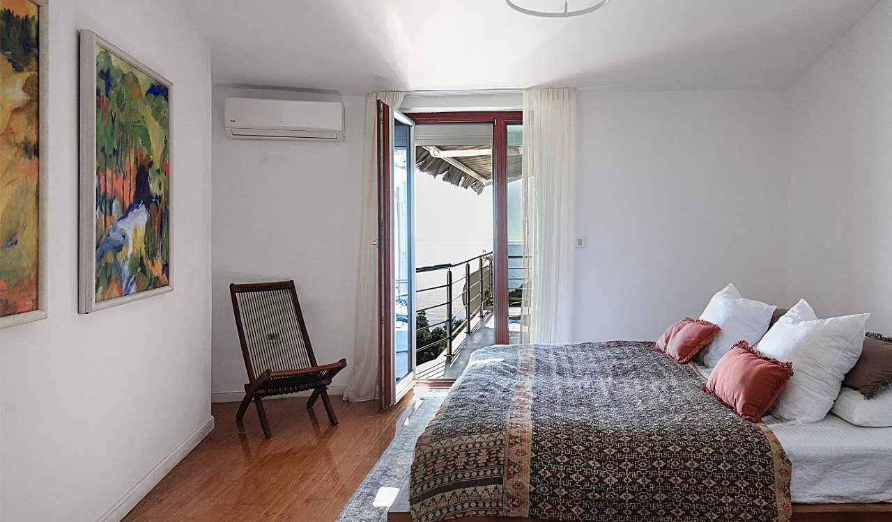 Sale, three bedroom apartment, 129m², Vidikovac, Budva