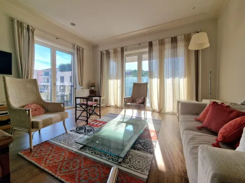 Sale, two bedroom apartment, 152m², Tivat, Crna Gora - image 45