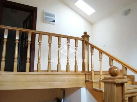 Rent, apartment, 250m², Savski Venac, Beograd - image 17