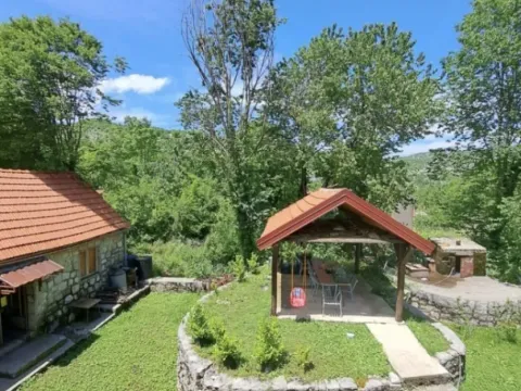 Sale, house, 270m², Bajice, Cetinje - image 8