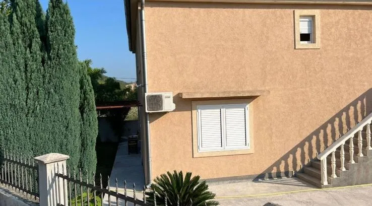 Sale, house, 750m², Kotor, Crna Gora