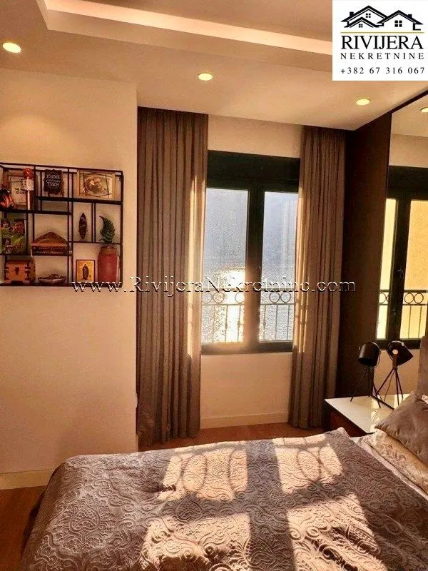 Prodaja, dvosoban stan, 85m², Dobrota, Kotor