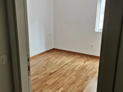 Sale, three bedroom apartment, 90m², Tivat, Crna Gora - image 4