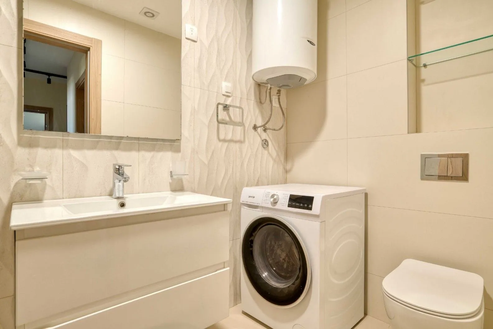 Rent, two bedroom apartment, 70m², Master Kvart, Podgorica