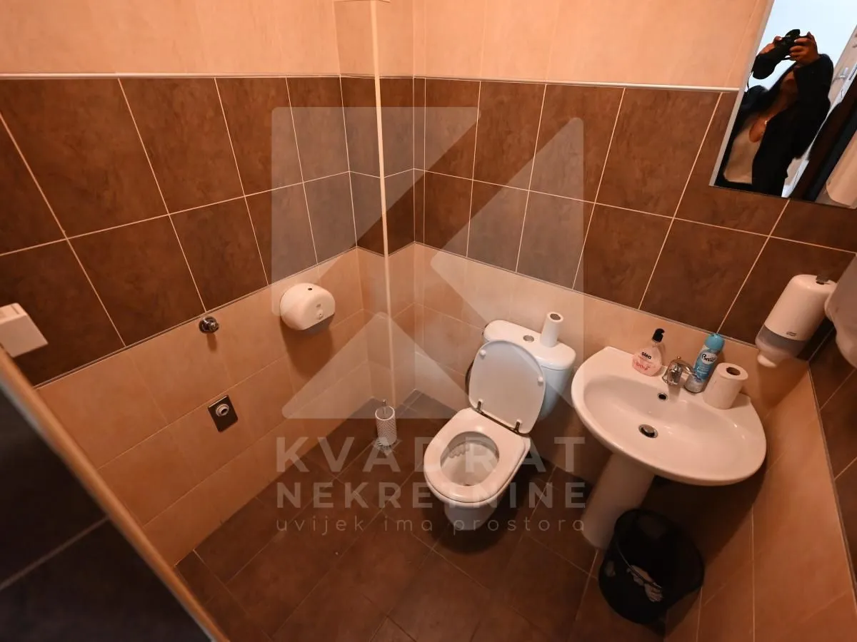 Rent, office space, 105m², Preko Morače, Podgorica