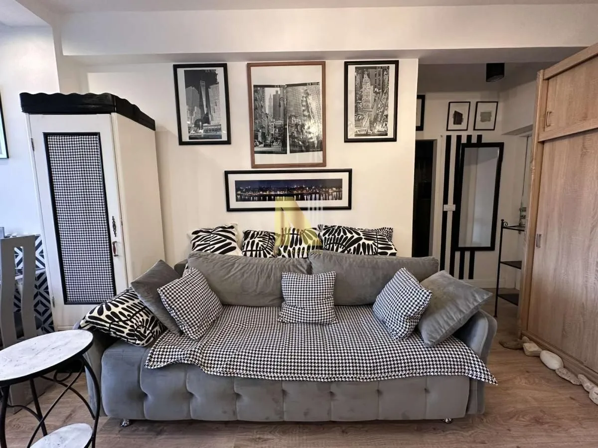 Izdavanje, jednosoban stan, 38m², Liman 2, Novi Sad Sve Podlokacije