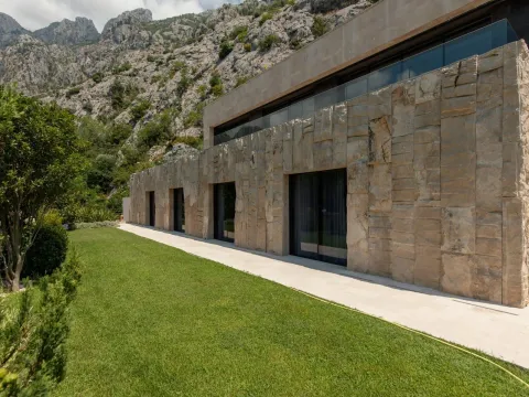 Prodaja, kuća, 526m², Orahovac, Kotor - image 6
