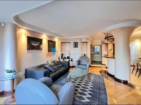 Izdavanje, četvorosoban stan, 100m2, Novi Beograd, Beograd