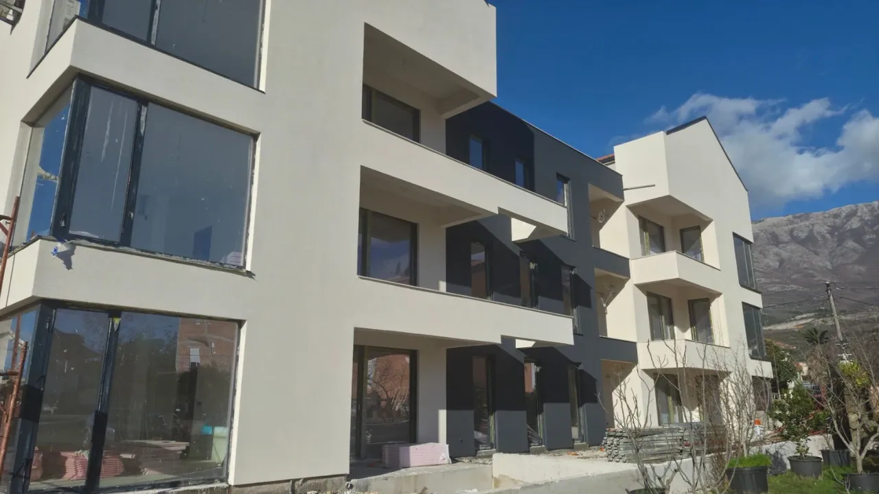 Prodaja, jednosoban stan, 51m², Radanovići, Kotor