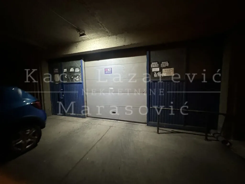 Prodaja, četvorosoban stan, 115m², Voždovačka Crkva, Voždovac Sve Podlokacije