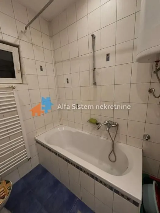 Izdavanje, stan, 74m², Lion, Zvezdara Sve Podlokacije