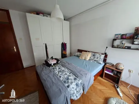 Sale, four bedroom apartment, 115m², Savski Venac, Beograd - image 10