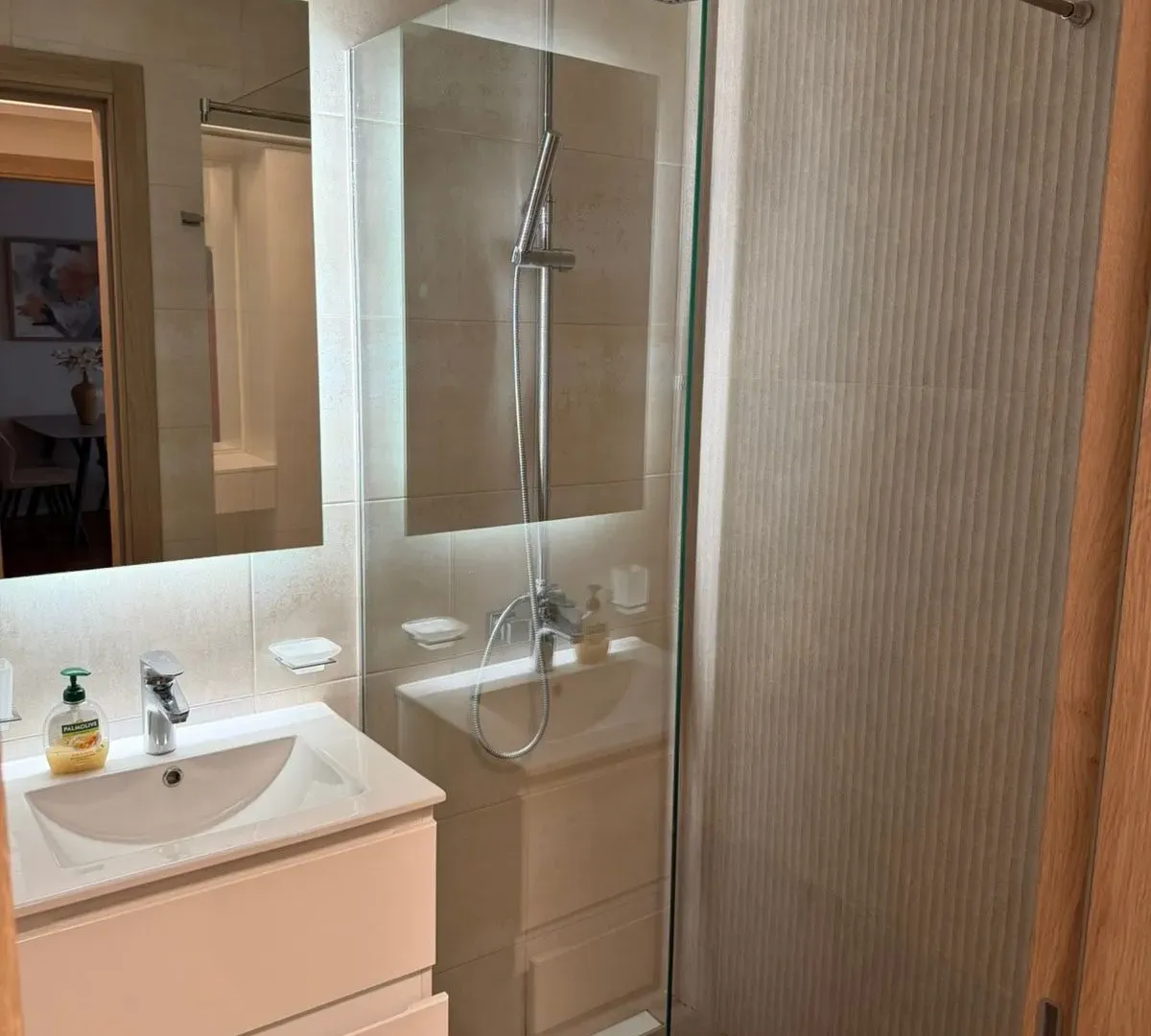 Izdavanje, jednosoban stan, 52m², Master Kvart, Podgorica