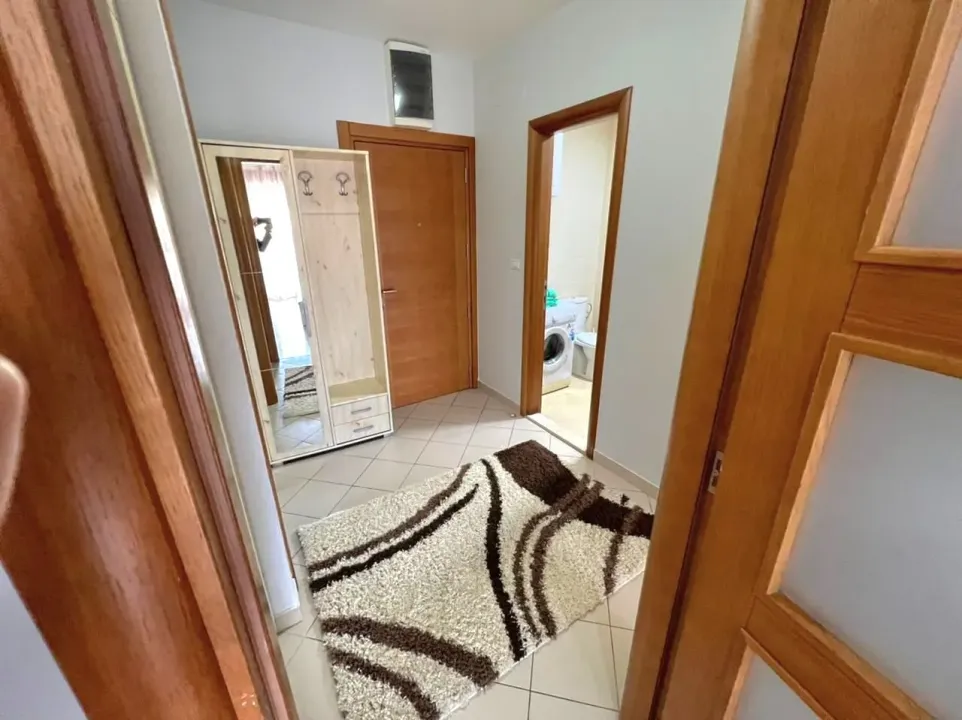 Izdavanje, jednosoban stan, 52m², Pobrežje, Podgorica