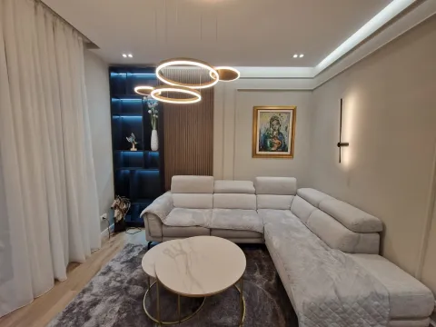 Rent, two bedroom apartment, 75m², Centar, Tivat - image 3