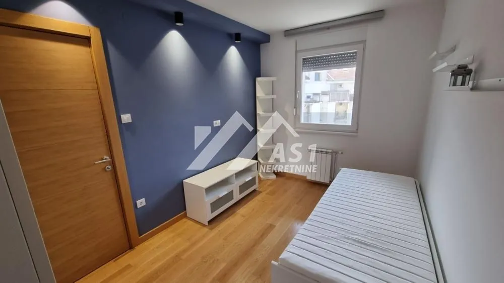 Rent, three bedroom apartment, 66m², Rotkvarija, Novi Sad Sve Podlokacije