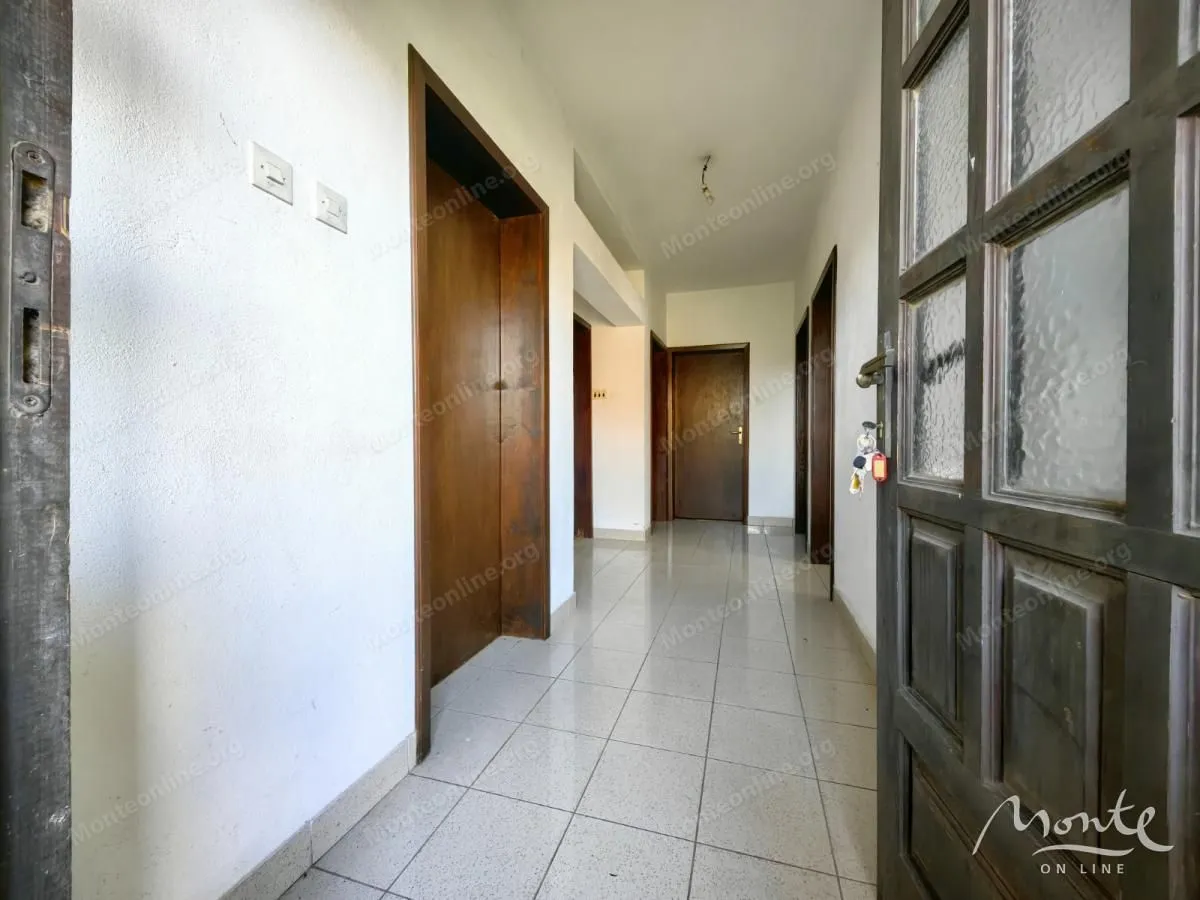 Prodaja, kuća, 385m², Donja Gorica, Podgorica