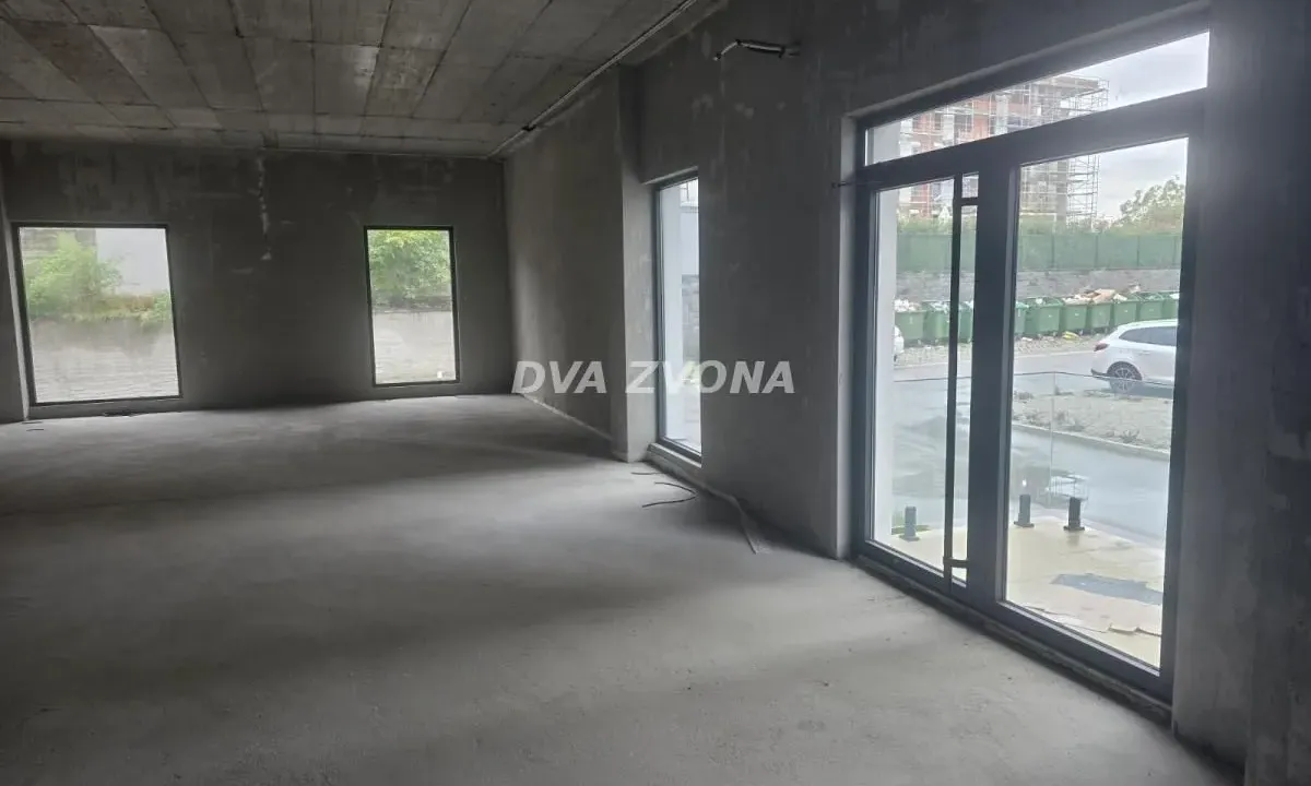 Izdavanje, poslovni prostor, 224m², Stari Banovci, Stara Pazova