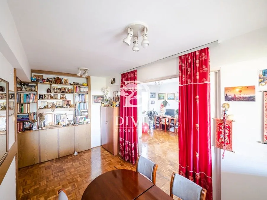 Prodaja, trosoban stan, 101m², Žarkovo, Beograd