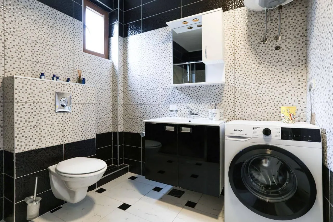 Sale, one bedroom apartment, 65m², Podmaine, Budva